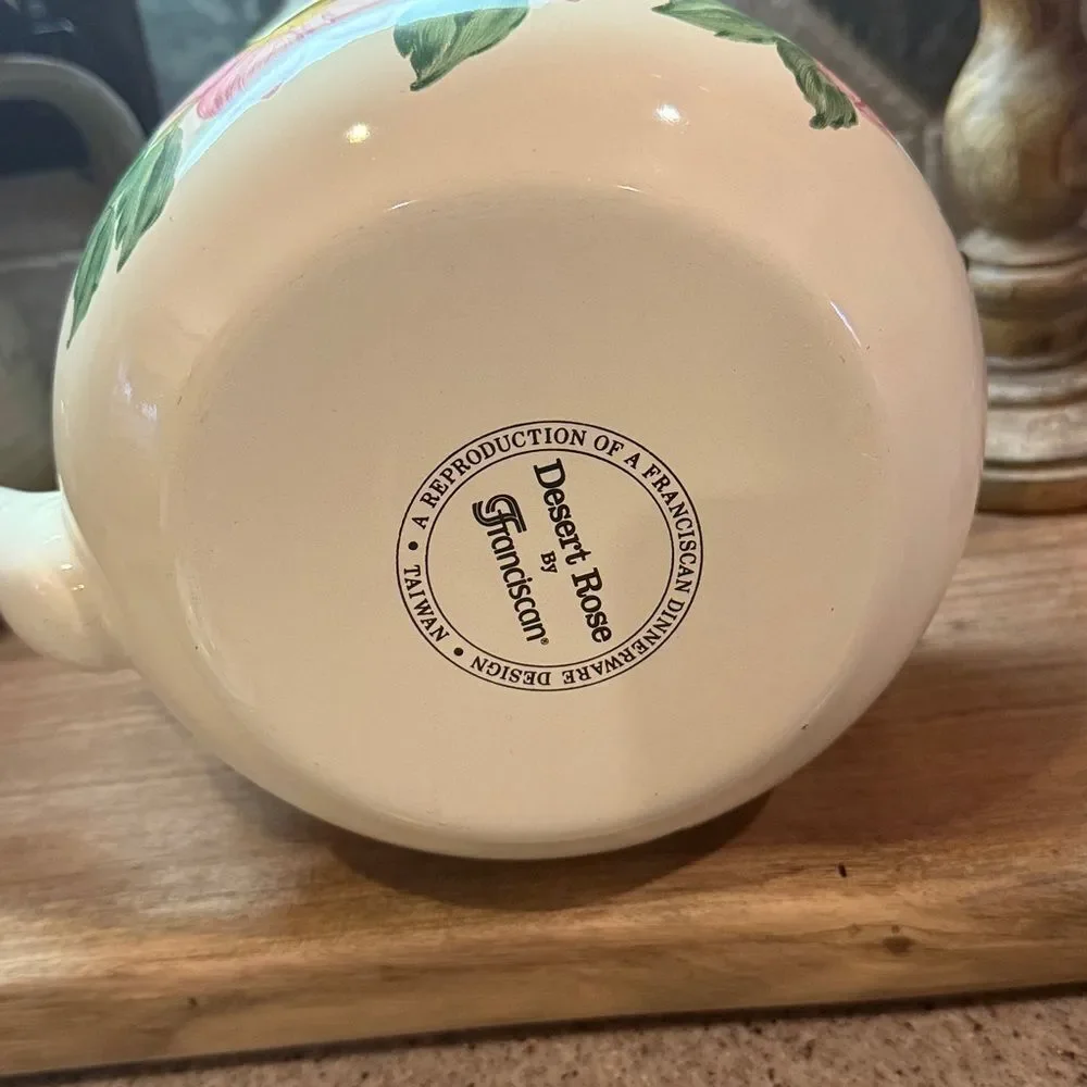 Franciscan charming teapot